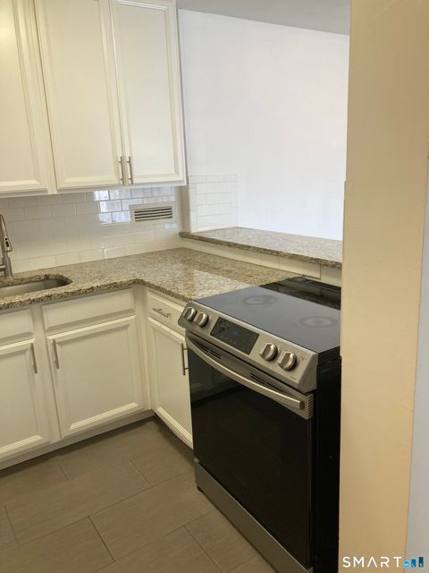 Tiny photo for 87 Glenbrook Road #APT 6E, Stamford, CT 06902 (MLS # 24156115)