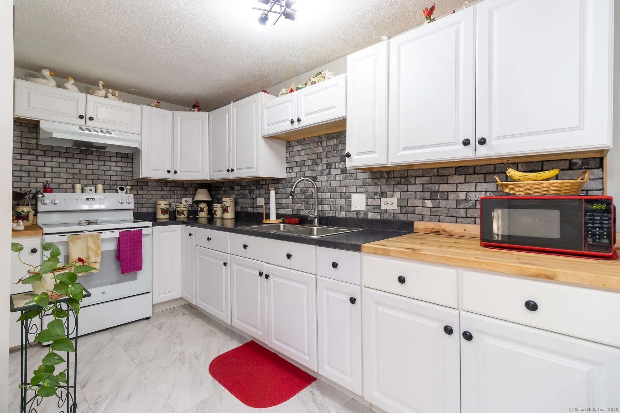 142 Sokol Road