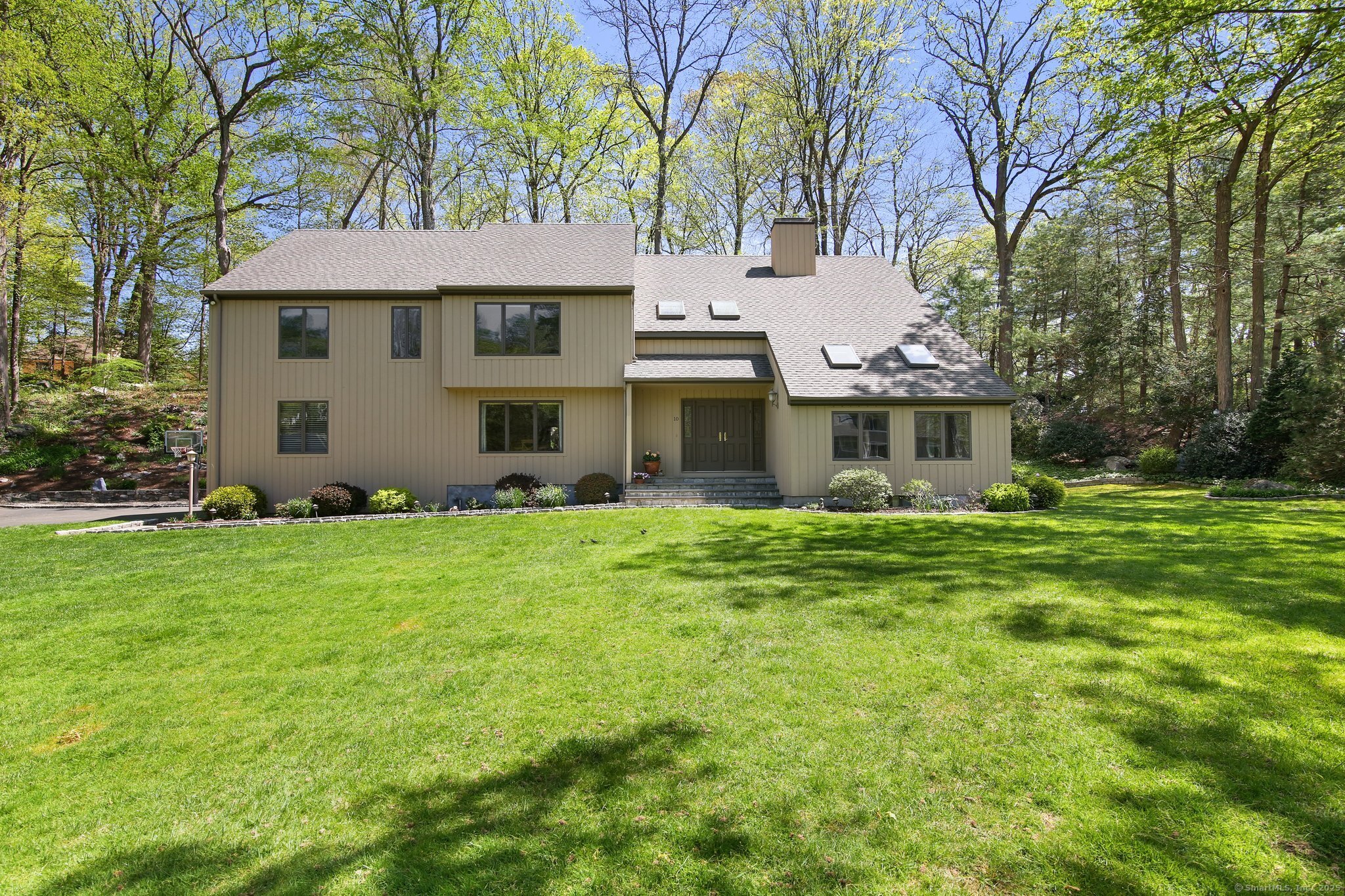 10 E Ridge Road, Stamford, Connecticut image 1
