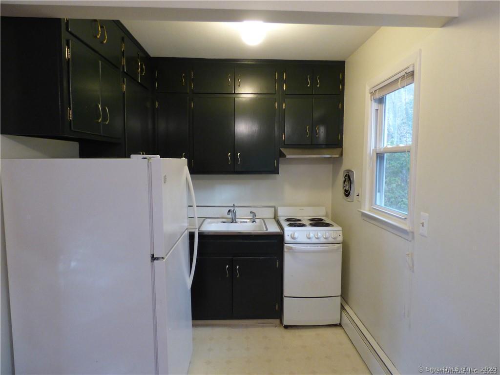 16 Pilgrim Trail F8