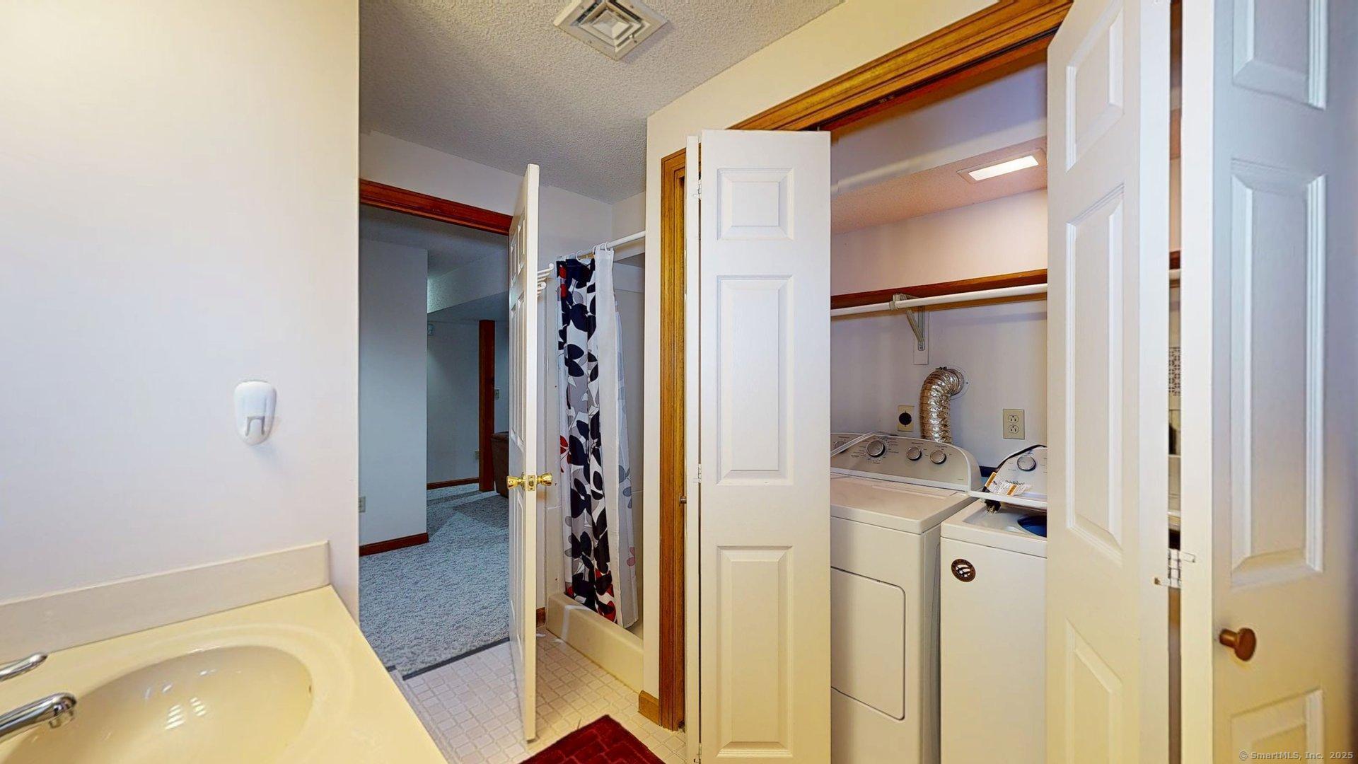 103 Carriage House #103, Enfield, Connecticut image 30