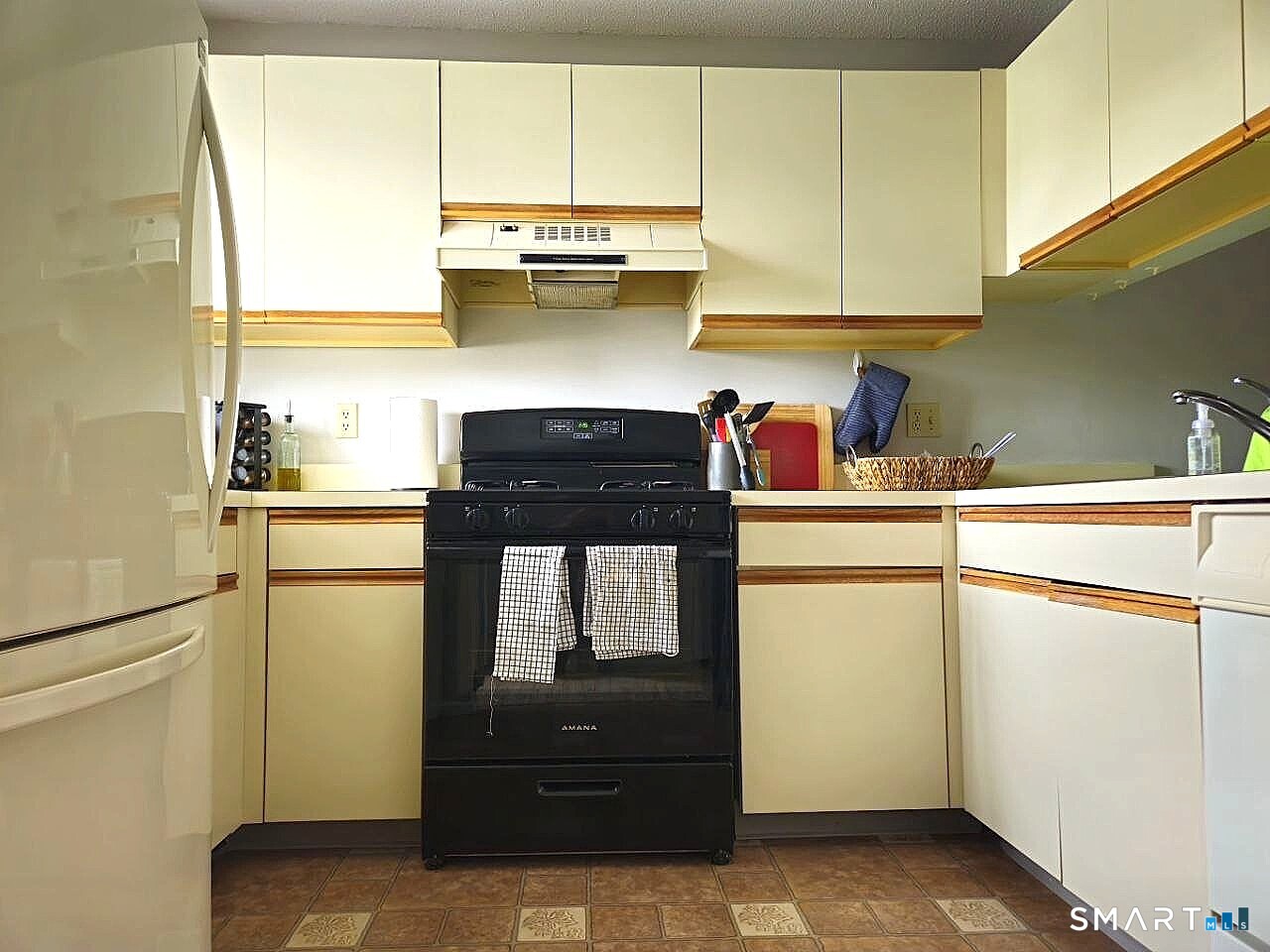 111 Torringford Street 7