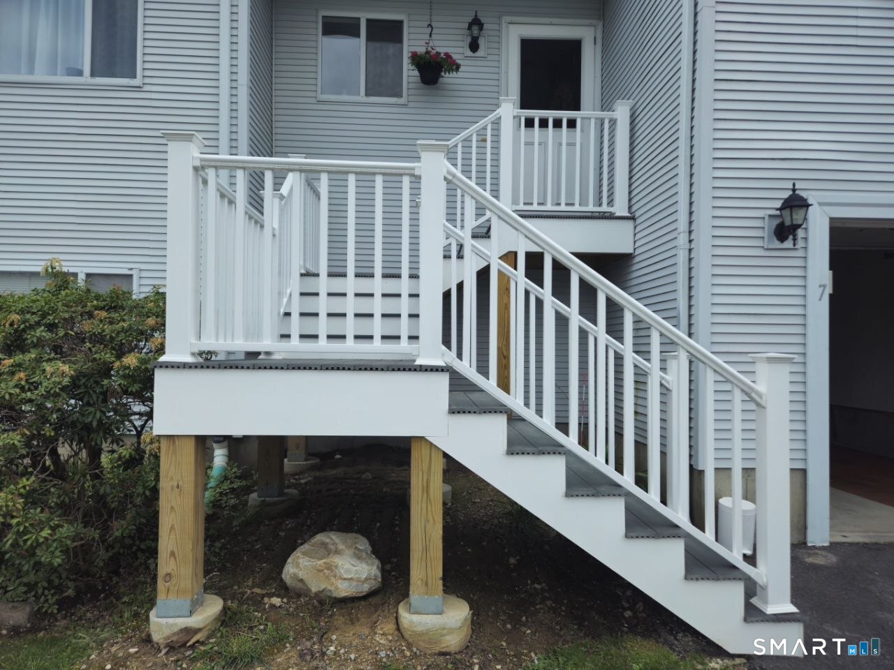 111 Torringford Street 7