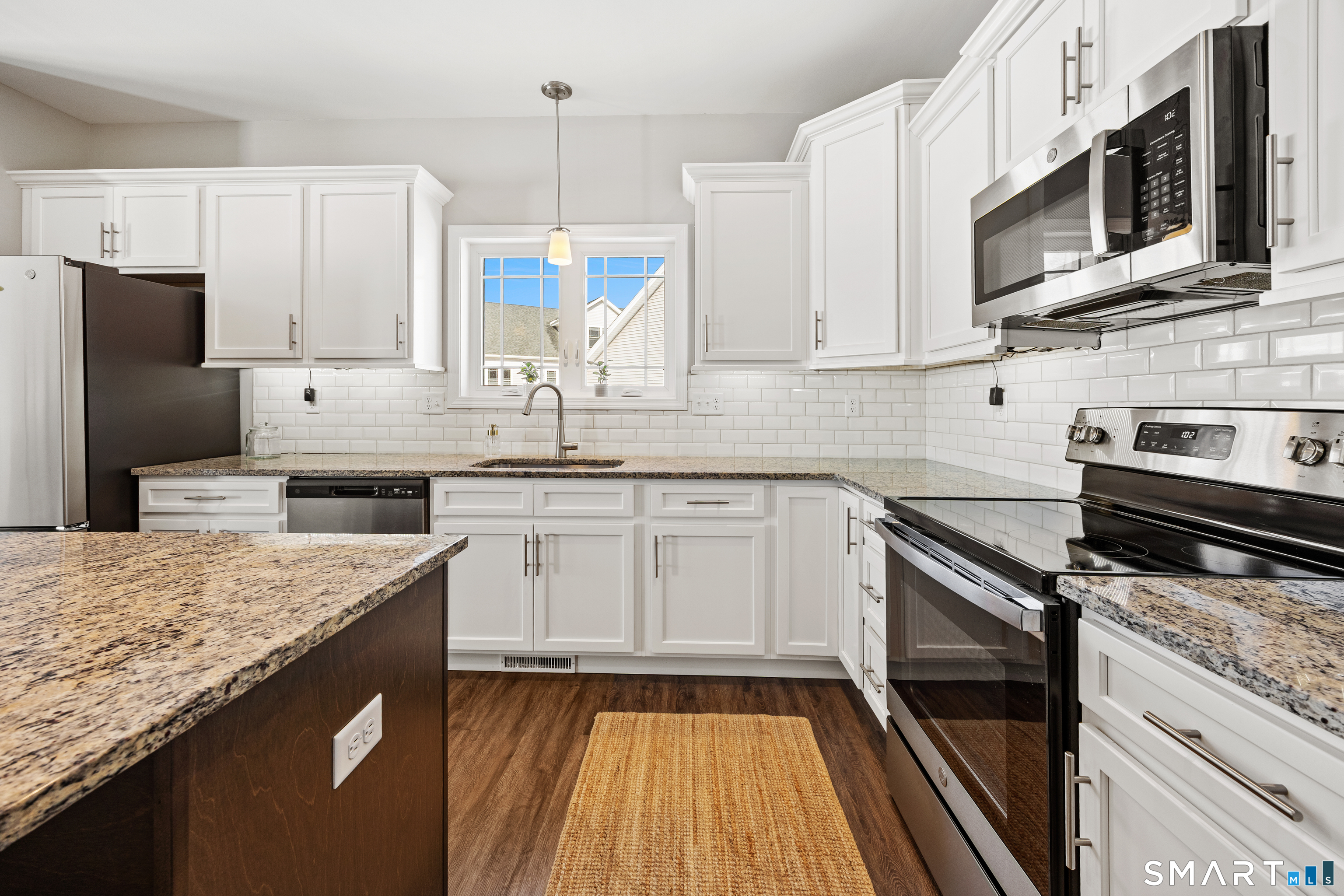 40 Lombard Circle 40