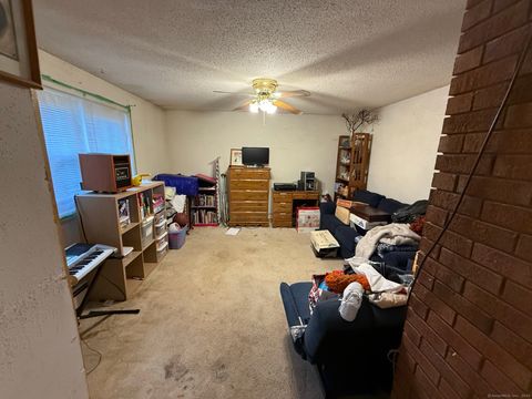 Tiny photo for 633 Center Street #APT A, Manchester, CT 06040 (MLS # 24133843)