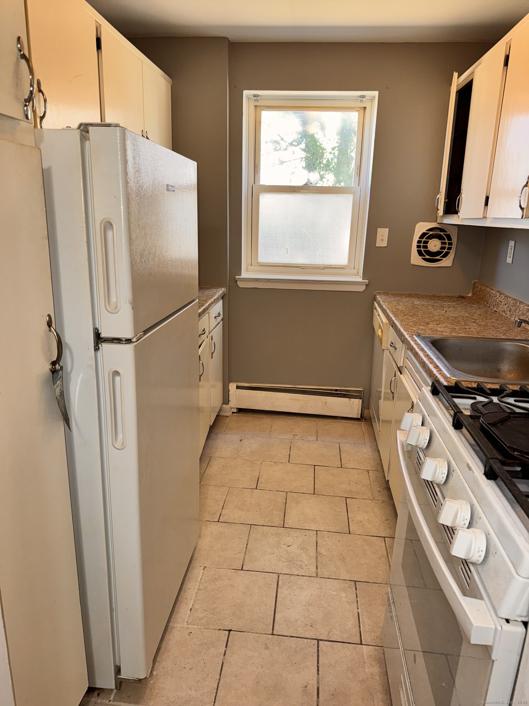 70 Farmington Avenue #2K, New London, Connecticut image 6
