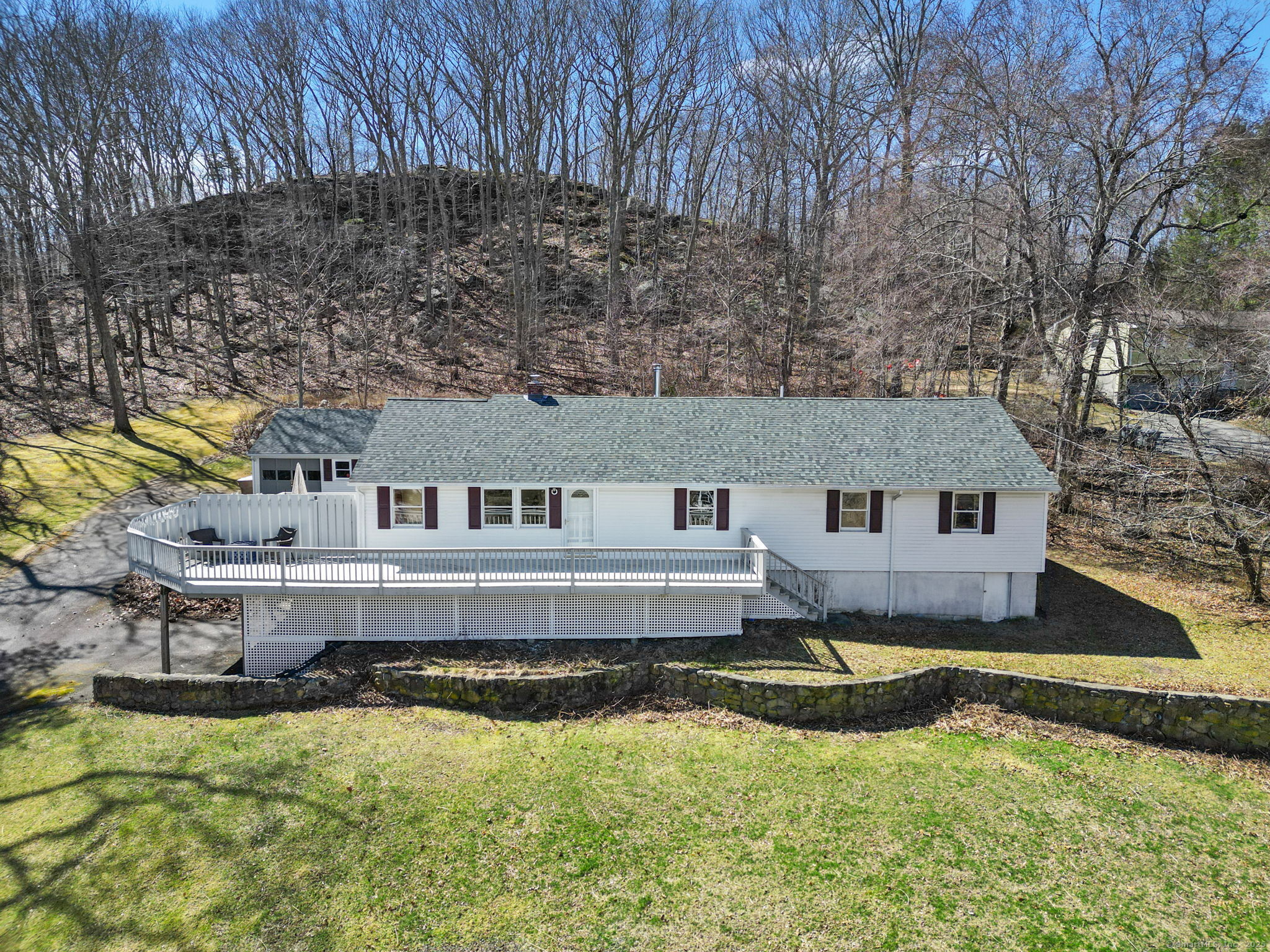 Property for Sale at Society Road, East Lyme, Connecticut - Bedrooms: 3 
Bathrooms: 3 
Rooms: 9  - $489,900