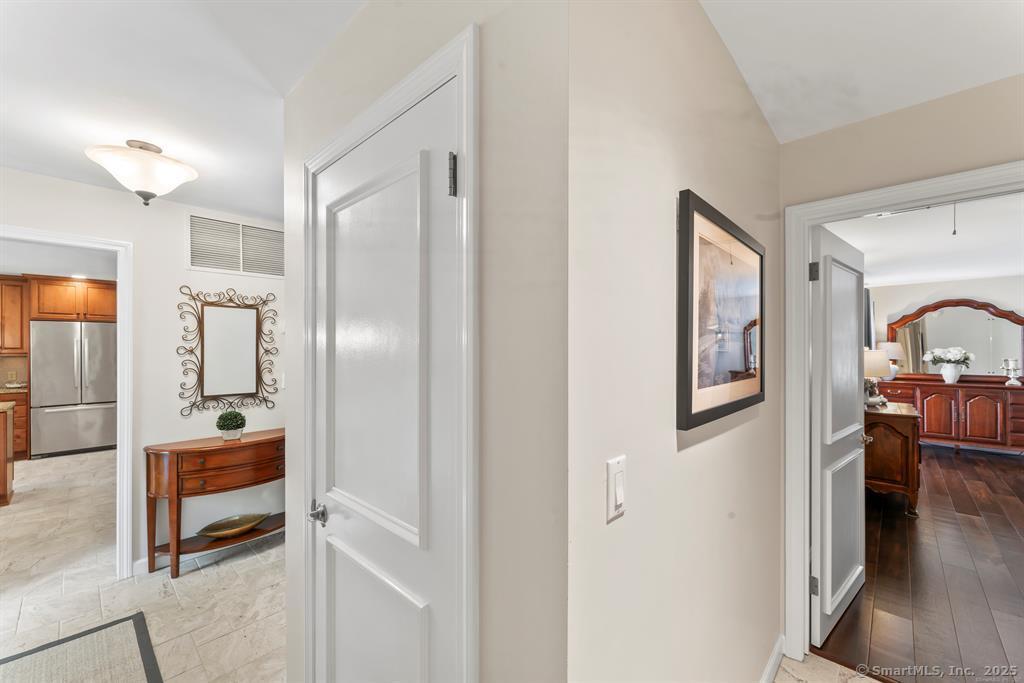 139 Heritage Village B