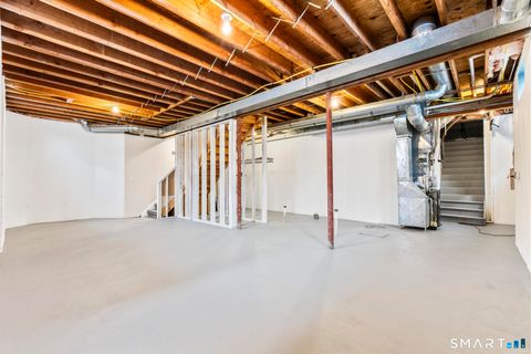 Tiny photo for 168 Colonial Road #apt 6, Stamford, CT 06906 (MLS # 24109603)