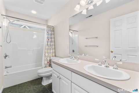 Tiny photo for 168 Colonial Road #apt 6, Stamford, CT 06906 (MLS # 24109603)