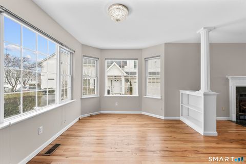 Tiny photo for 168 Colonial Road #apt 6, Stamford, CT 06906 (MLS # 24109603)