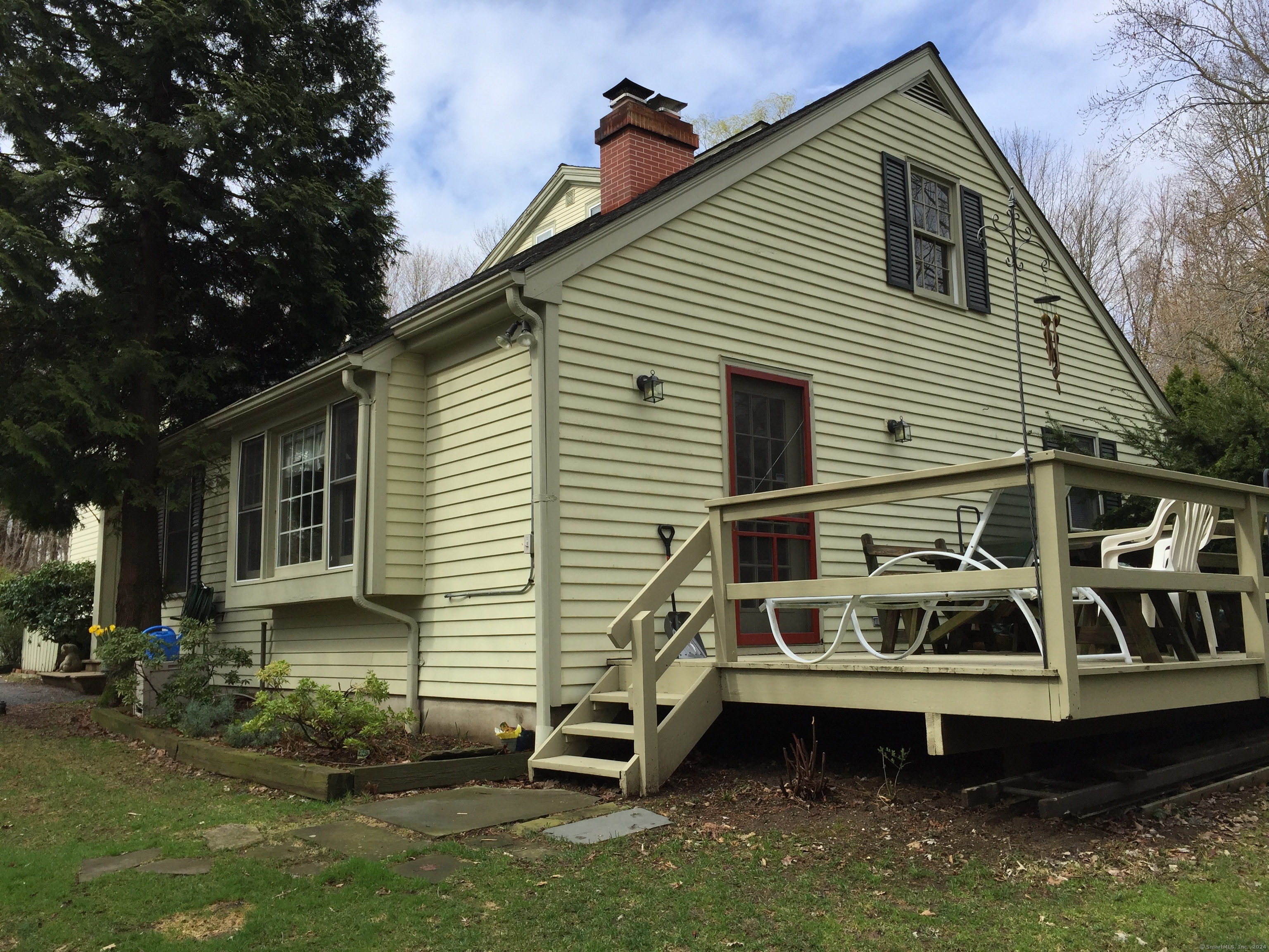 Property for Sale at Church Hill Road Cottage, Redding, Connecticut - Bedrooms: 2 
Bathrooms: 1 
Rooms: 4  - $2,500