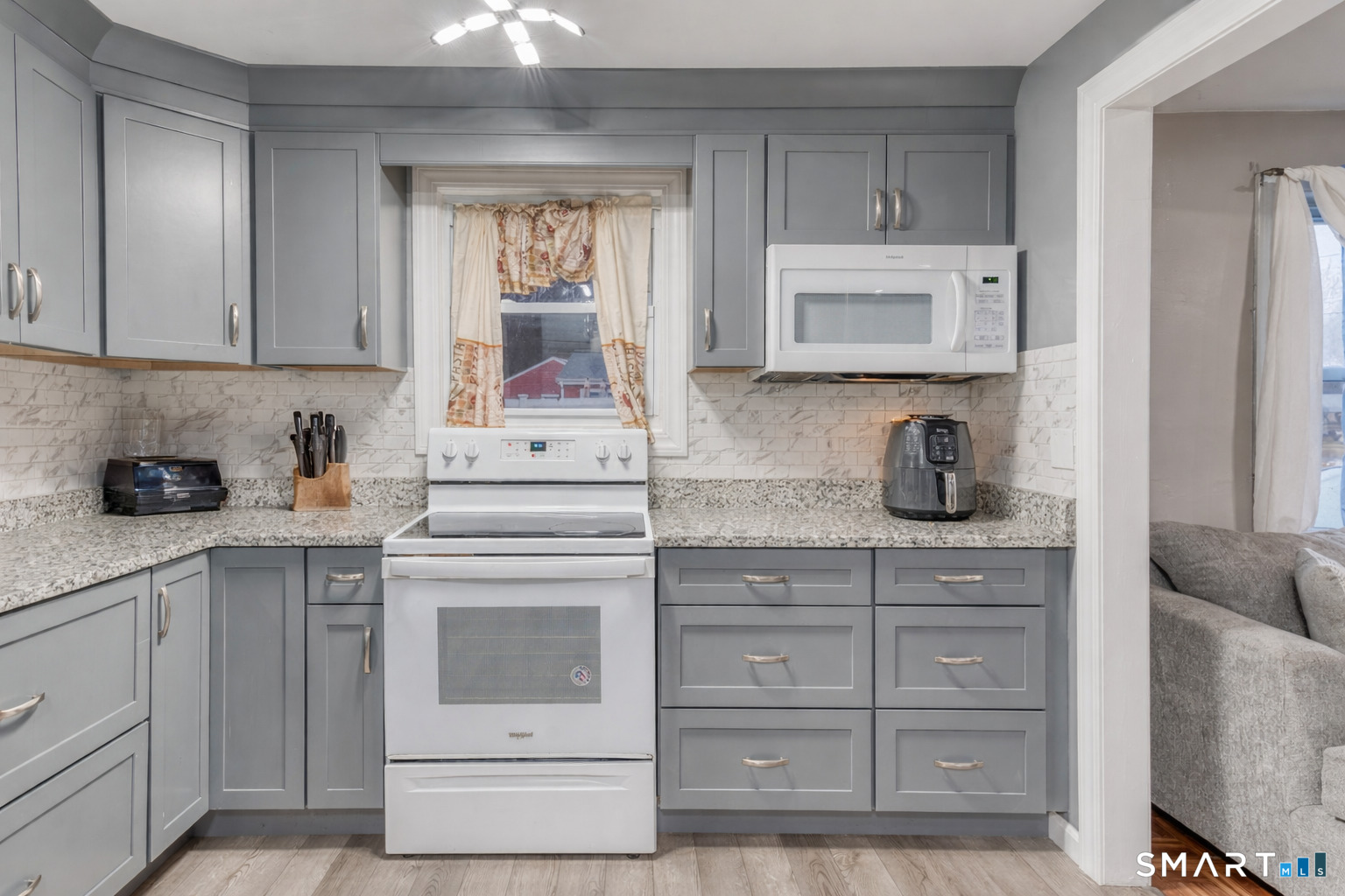 40 Cottage Grove Circle