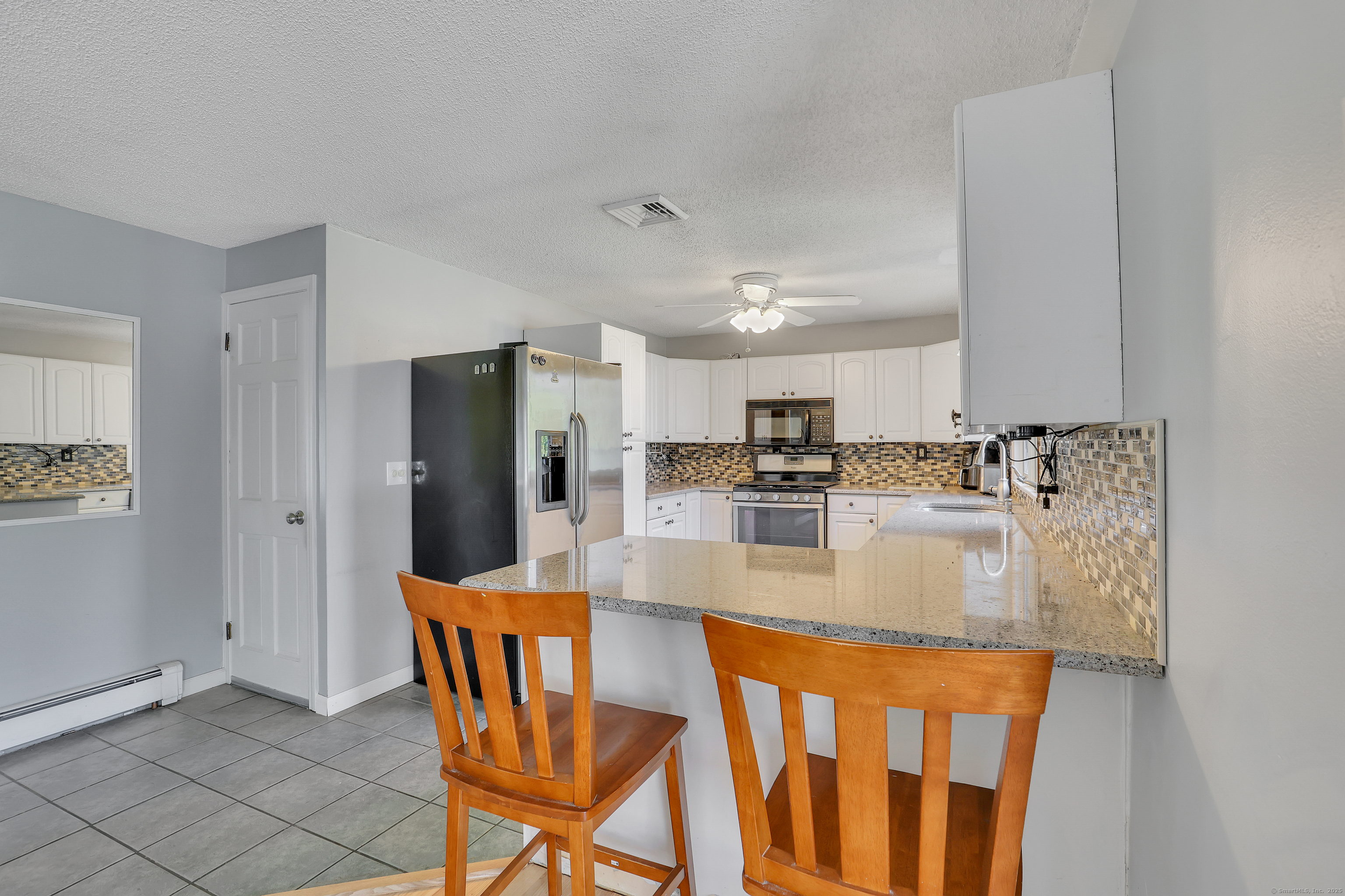 East Hartford, Connecticut 06118, United States, 3 Bedrooms Bedrooms, ,3 BathroomsBathrooms,Residential,Active,98377