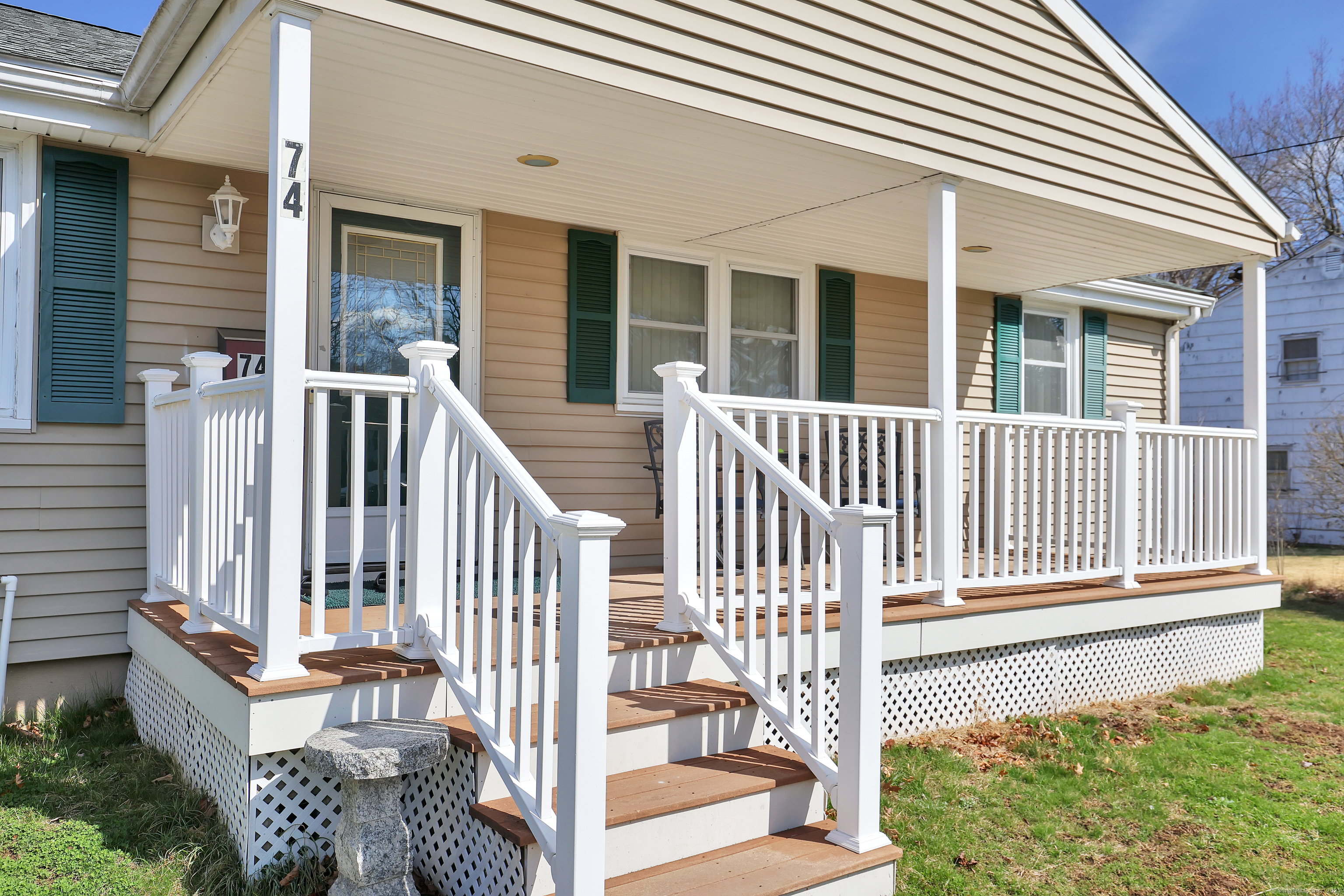 East Hartford, Connecticut 06118, United States, 3 Bedrooms Bedrooms, ,3 BathroomsBathrooms,Residential,Active,98377