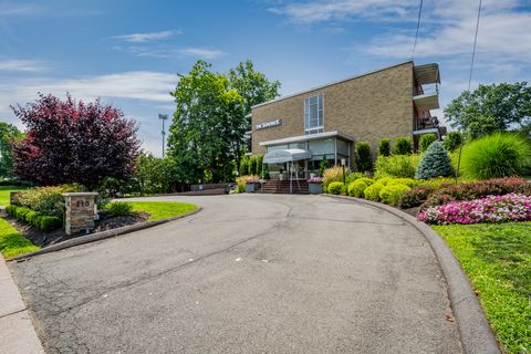 Tiny photo for 115 S Main Street #A3, West Hartford, CT 06107 (MLS # 24144100)