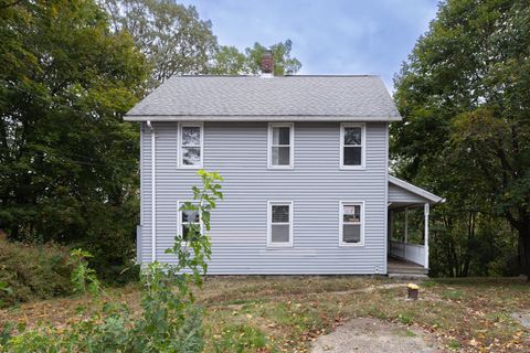 Photo of 22 Lakeview Street, East Hampton, CT 06424 (MLS # 24134403)