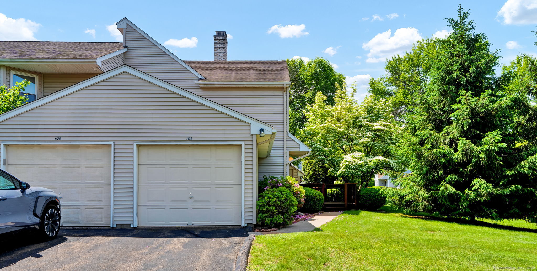 10 Thistle Way APT A