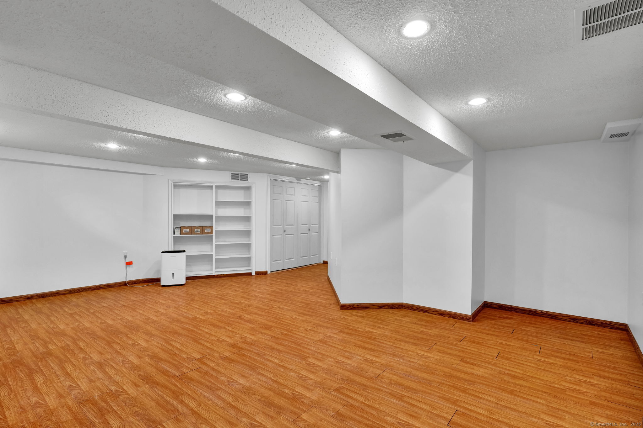 10 Thistle Way #APT A, East Windsor, Connecticut image 23