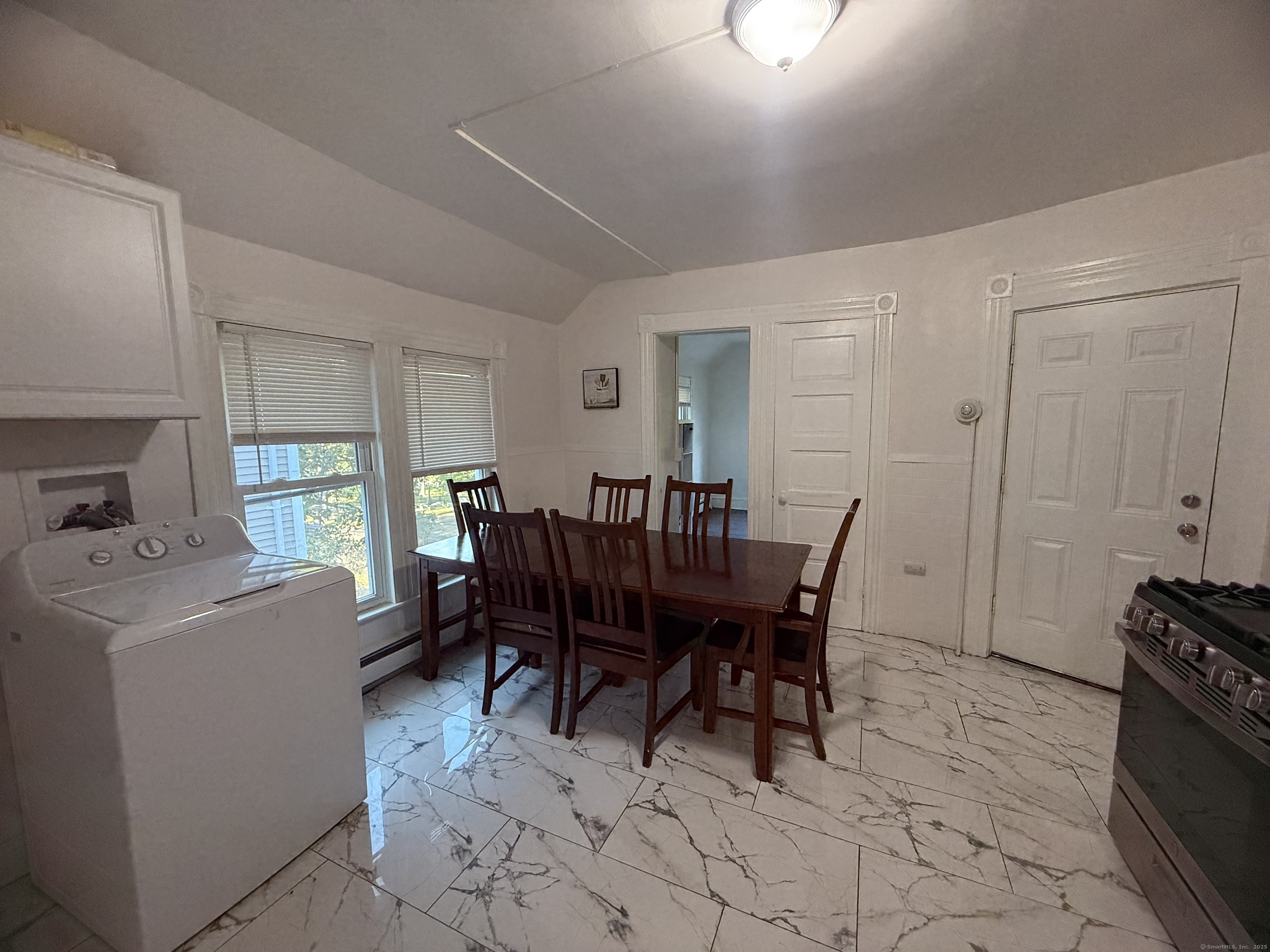 Waterbury, Connecticut 06708, United States, 4 Bedrooms Bedrooms, ,1 BathroomBathrooms,Residential,Active,199822