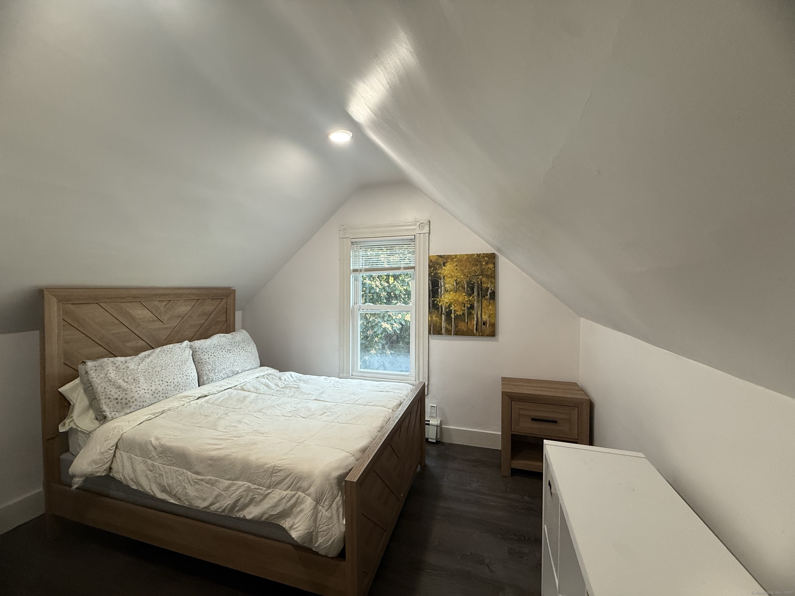 Waterbury, Connecticut 06708, United States, 4 Bedrooms Bedrooms, ,1 BathroomBathrooms,Residential,Active,199822