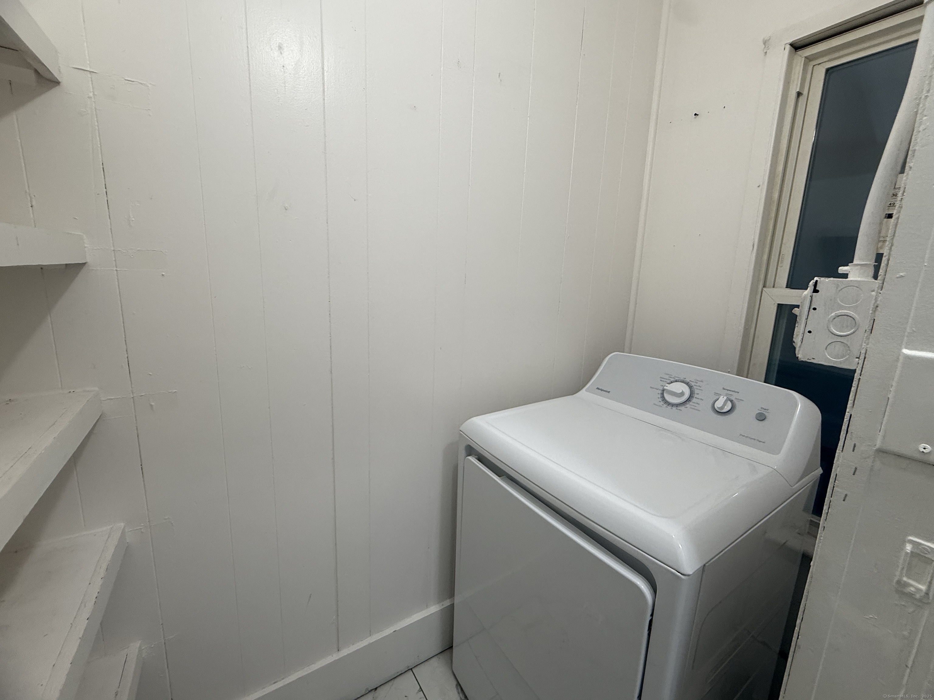 Waterbury, Connecticut 06708, United States, 4 Bedrooms Bedrooms, ,1 BathroomBathrooms,Residential,Active,199822