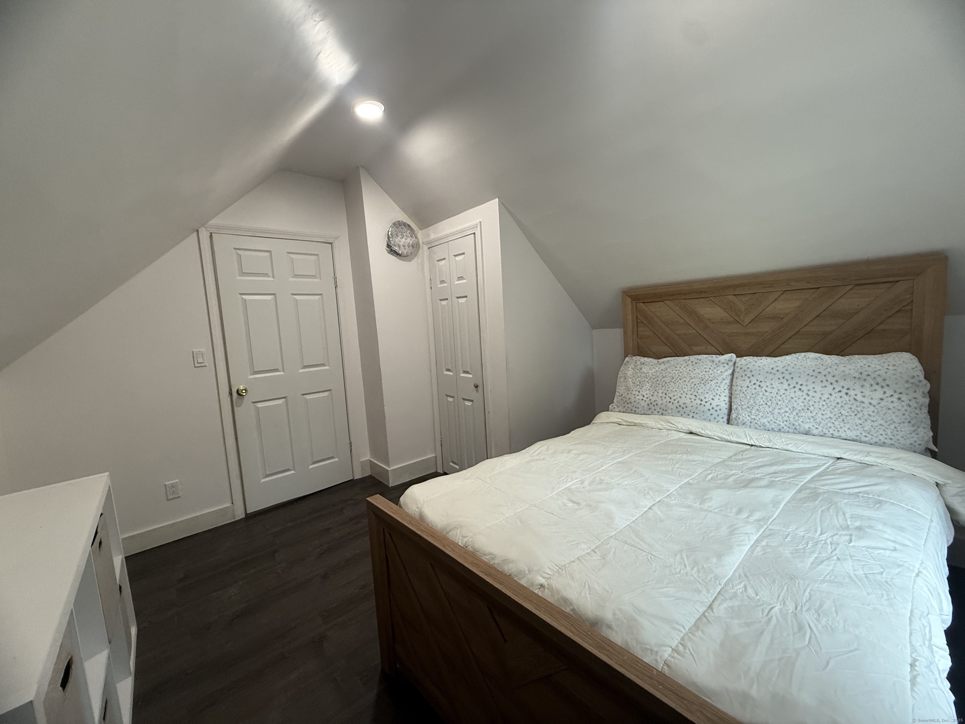 Waterbury, Connecticut 06708, United States, 4 Bedrooms Bedrooms, ,1 BathroomBathrooms,Residential,Active,199822