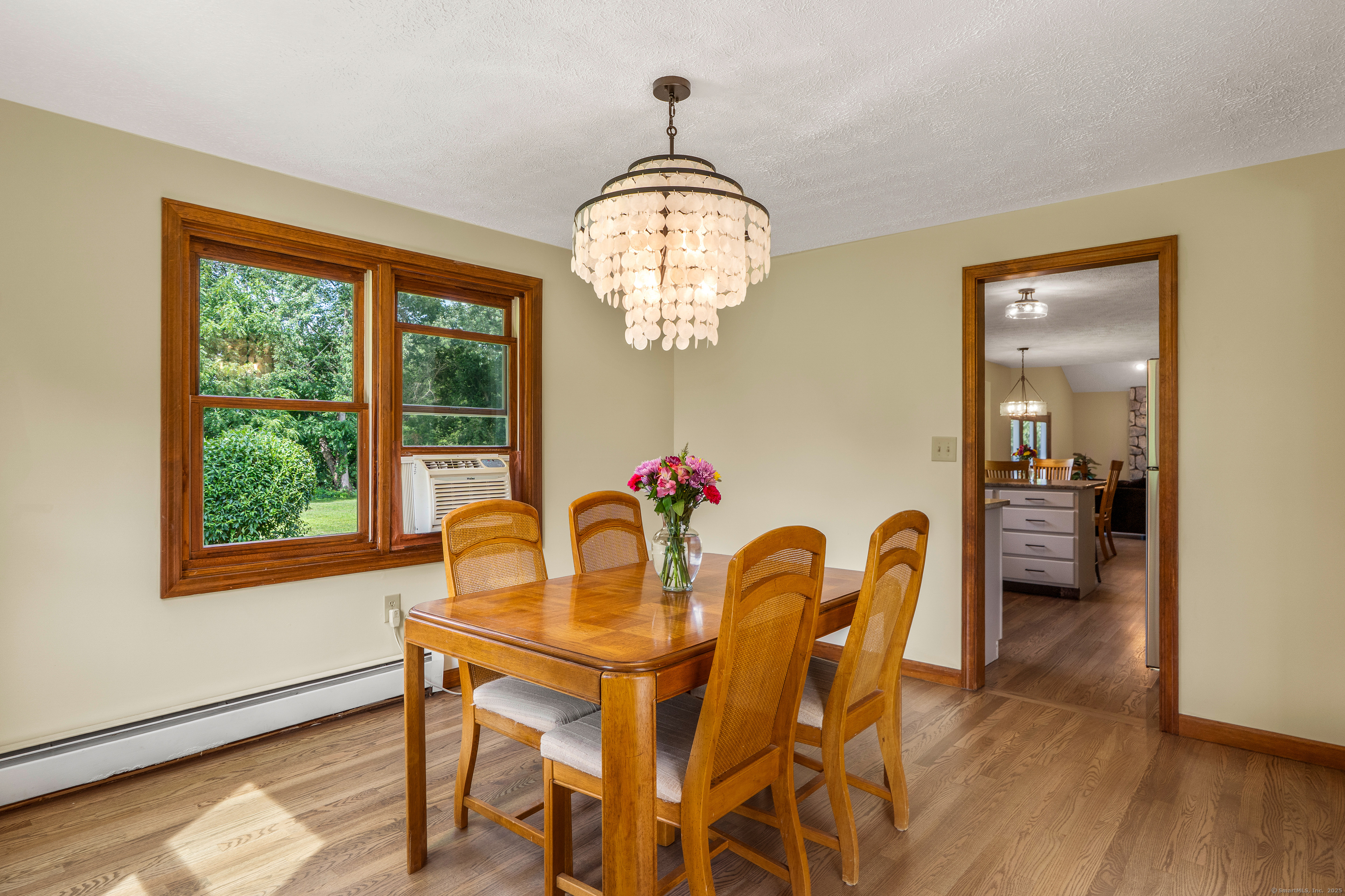 Ellington, Connecticut 06029, United States, 4 Bedrooms Bedrooms, ,3 BathroomsBathrooms,Residential,Coming Soon,175477