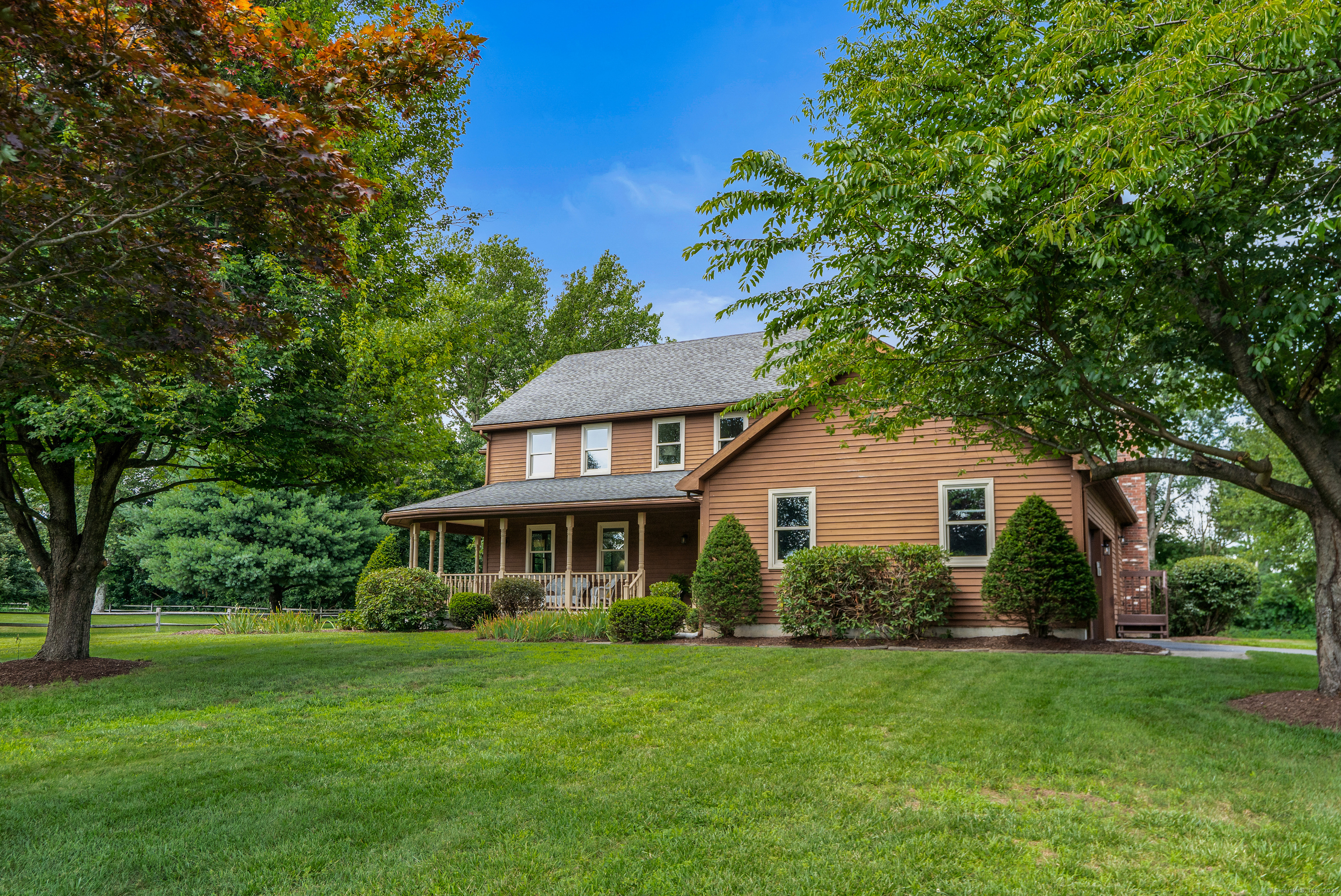 8 Country Farm Lane