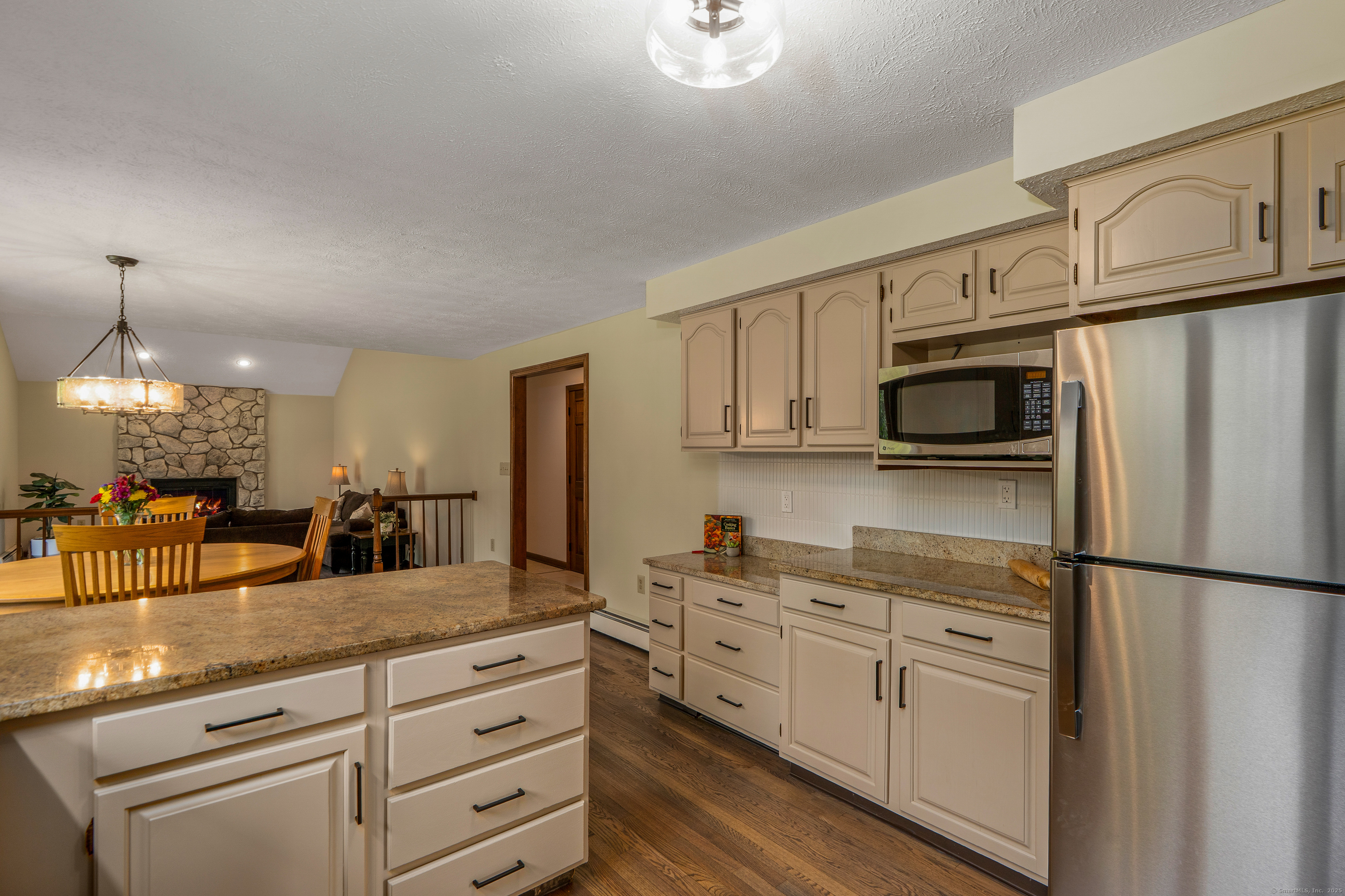 Ellington, Connecticut 06029, United States, 4 Bedrooms Bedrooms, ,3 BathroomsBathrooms,Residential,Coming Soon,175477