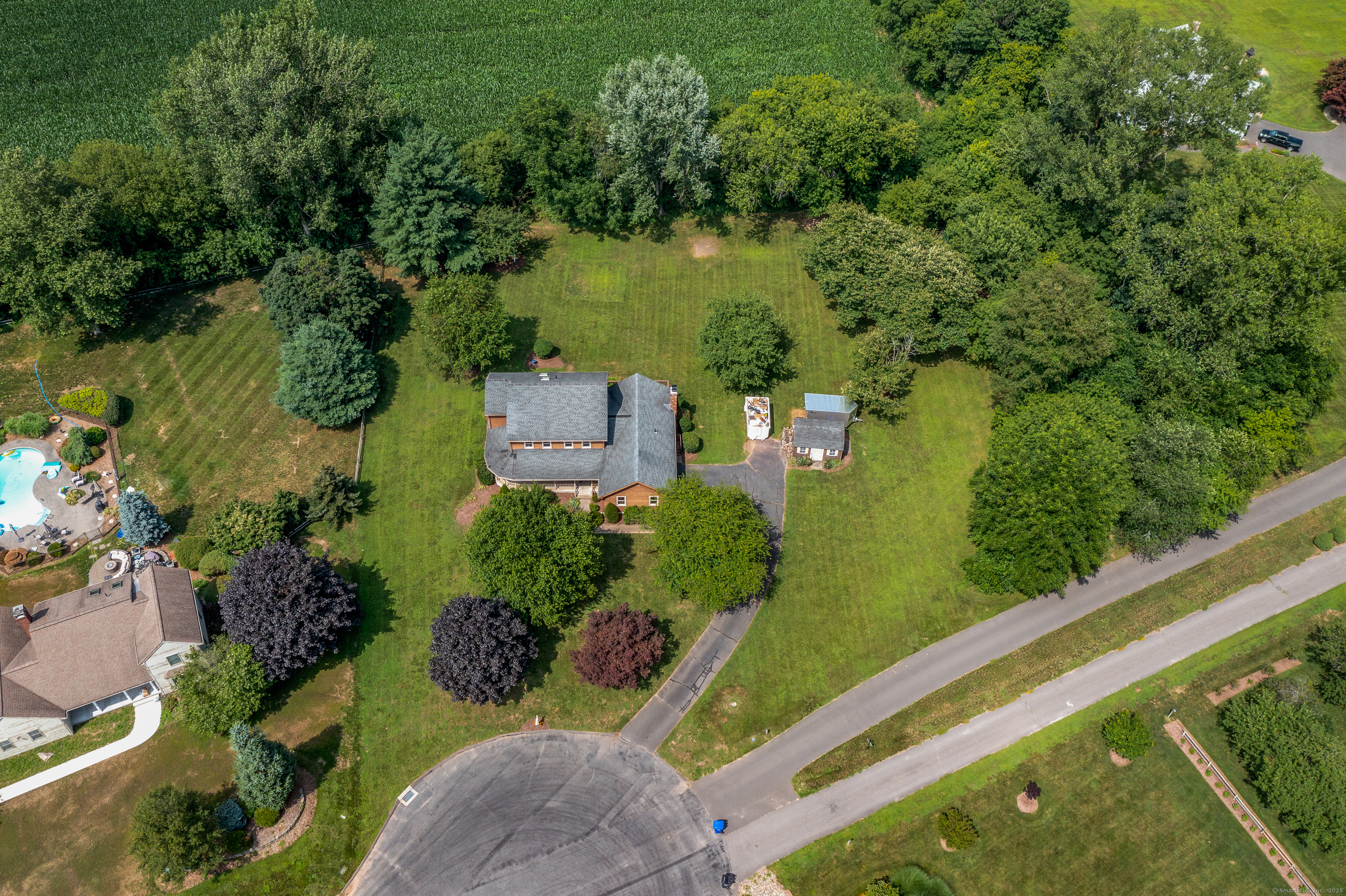 8 Country Farm Lane