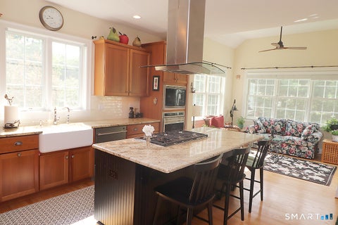 Tiny photo for 15 Bantry Road #15, Simsbury, CT 06070 (MLS # 24184234)