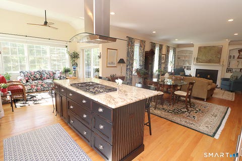 Tiny photo for 15 Bantry Road #15, Simsbury, CT 06070 (MLS # 24184234)
