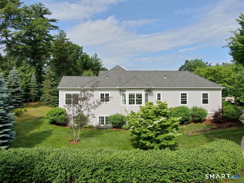 Tiny photo for 15 Bantry Road #15, Simsbury, CT 06070 (MLS # 24184234)