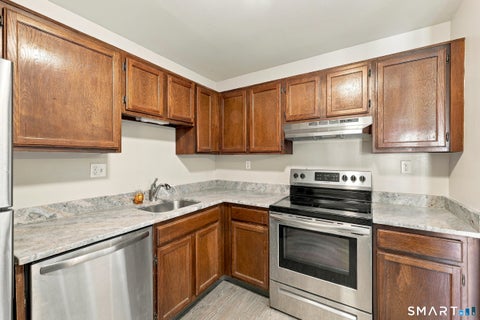 Tiny photo for 1207 Cromwell Hills Drive #1207, Cromwell, CT 06416 (MLS # 24216354)