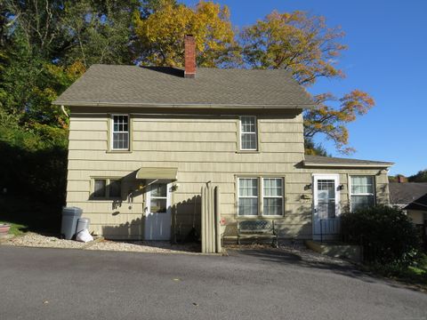 A home in Thomaston