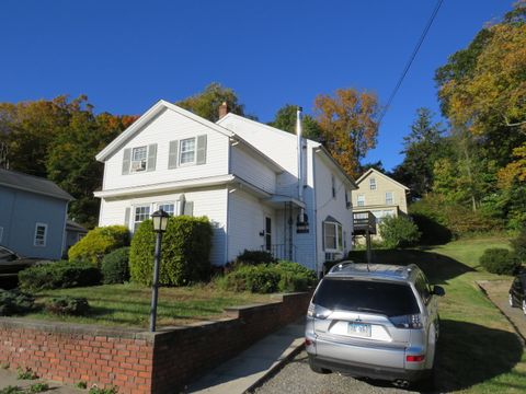 A home in Thomaston