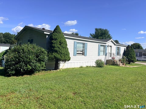 Mobile Home For Sale - 57 Circle Drive<br/> Windham, CT 06256