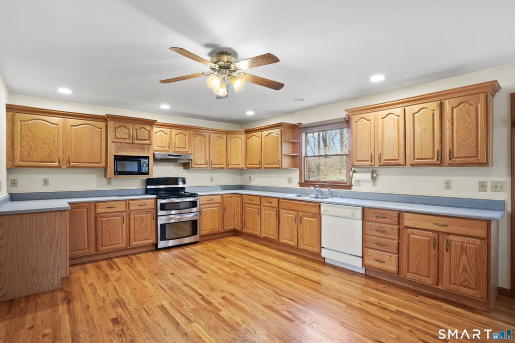 Photo of 64 Portland Avenue, Redding, CT 06896 (MLS # 24143998)