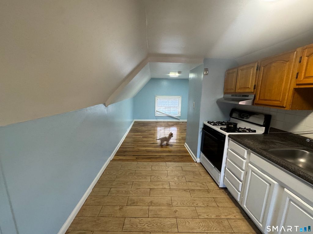 Photo of 164 Coleman Street, Bridgeport, CT 06605 (MLS # 24161563)