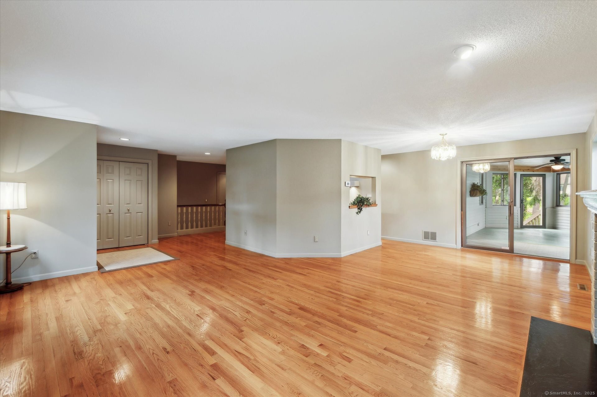 64 The Laurels, Enfield, Connecticut image 7