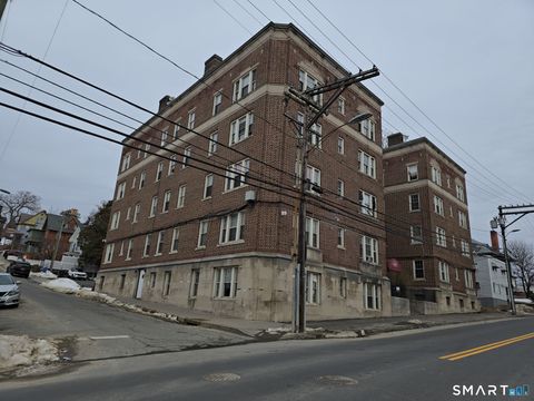 Photo of 144 Grove Street #305, Waterbury, CT 06710 (MLS # 24155313)