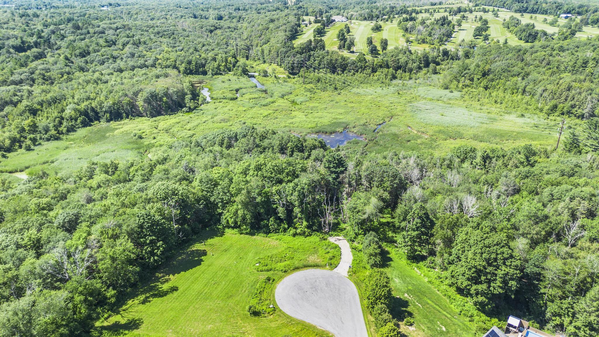 Meadowcrest Drive North