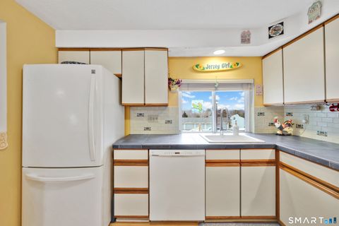 Tiny photo for 260 Brittany Farms Road #APT B, New Britain, CT 06053 (MLS # 24157653)