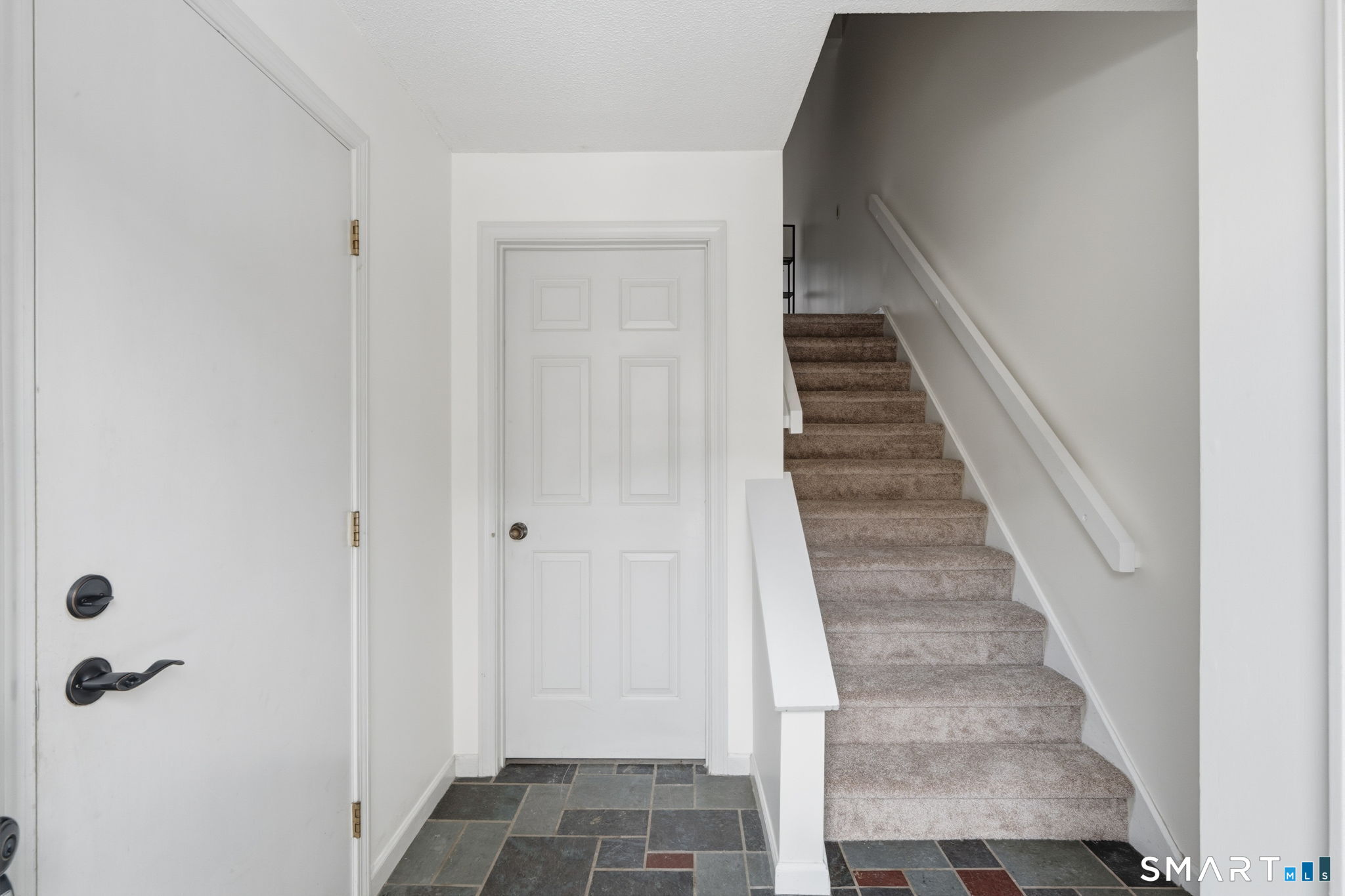 73 Metacomet Drive 73