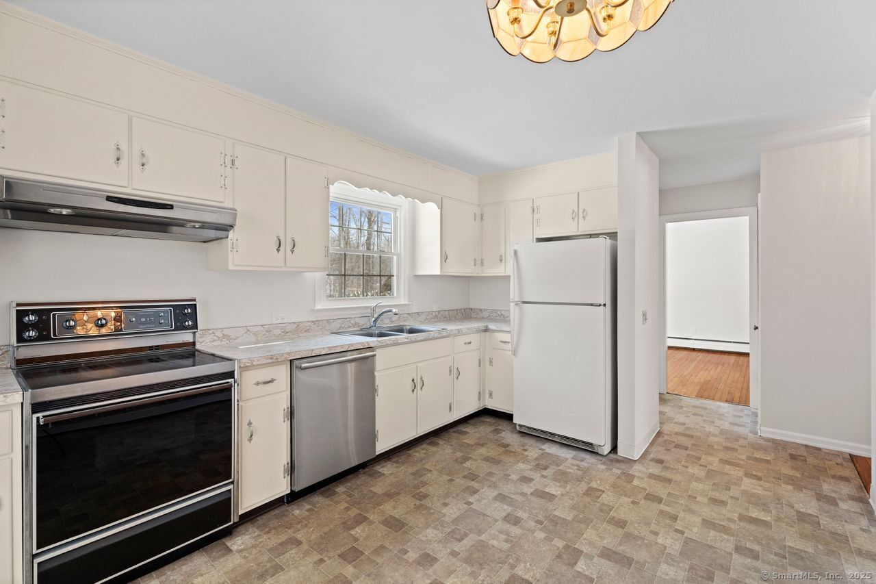 102 Ridge Road, Madison, Connecticut image 9