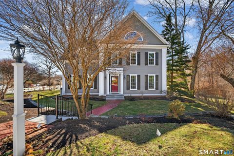 5 Riverhead Lane East Lyme CT 06333