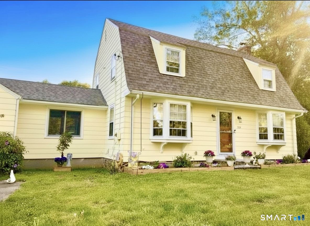 729 Lovely Street
