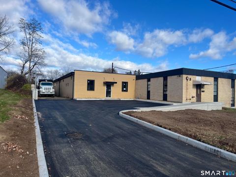 739 North Mountain Road Newington CT 06117