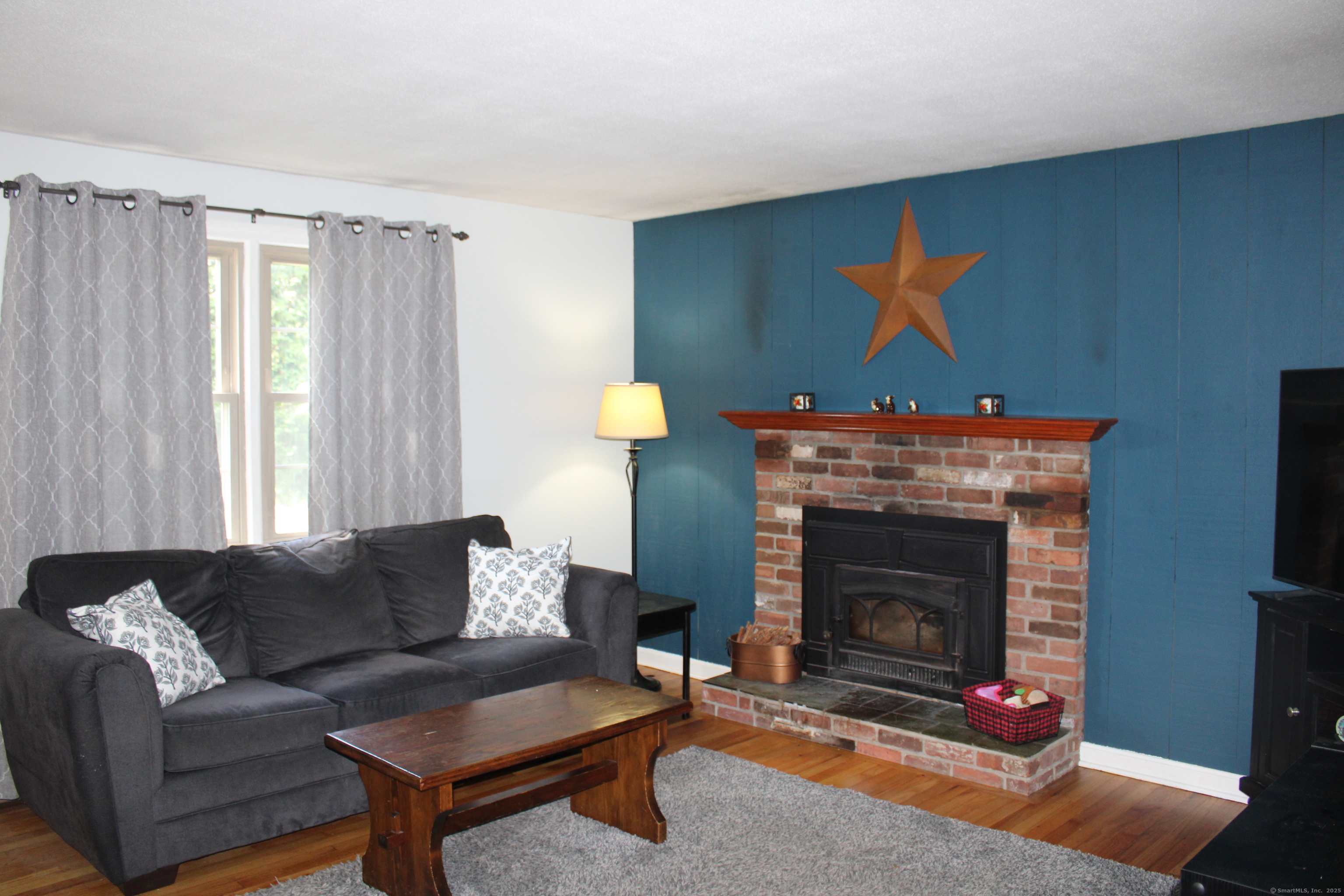 28 Knollwood Road